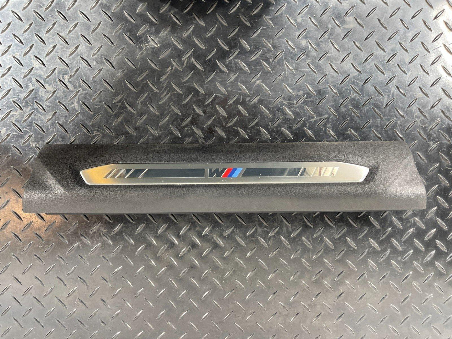 BMW 2 SERIES F44 M SPORT FRONT DOOR SILL TRIM ENTRANCE TRIM 7489947
