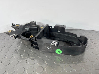 16-19 AUDI A4 B9 ESTATE GENUINE GEAR SHIFTING MECHANISM MOUNTING FRAME 8W2863531