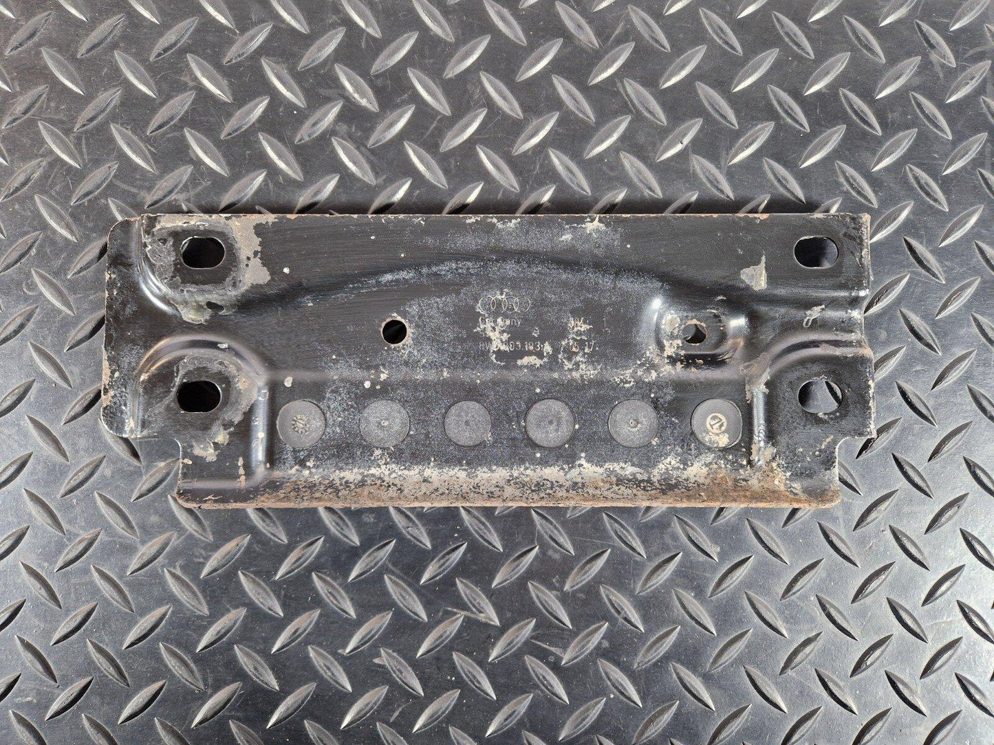 16-23 AUDI S5 COUPE MUFFLER MOUNT BRACKET PLATE 8W0803183A
