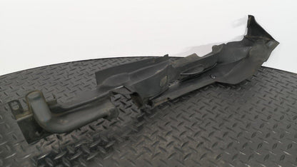 16-19 AUDI A4 B9 S-LINE GENUINE RIGHT DRIVER SIDE WING RUBBER SEAL 8W0821170