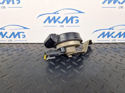 14-21 MERCEDES BENZ C200d W205 GENUINE FRONT LEFT N/S HORN SIGNAL A2055420920