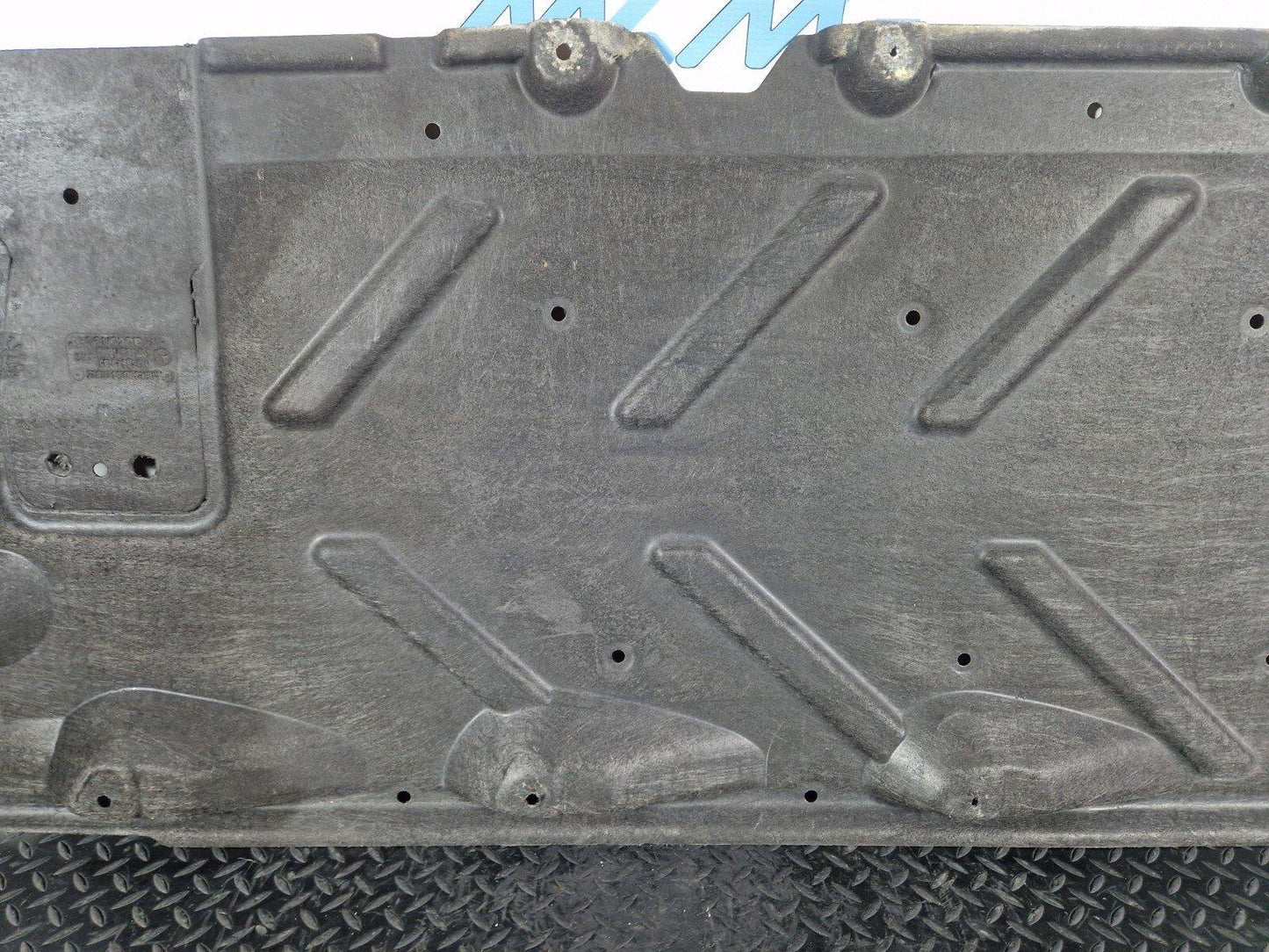 13-19 MERCEDES BENZ CLA C117 LEFT N/S UNDERTRAY COVER PANEL GUARD A2466840100