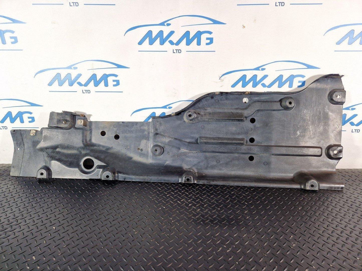 16-19 MERCEDES BENZ GLE W166 GENUINE LEFT N/S COVER SUBSTRUCTURE A1666807401