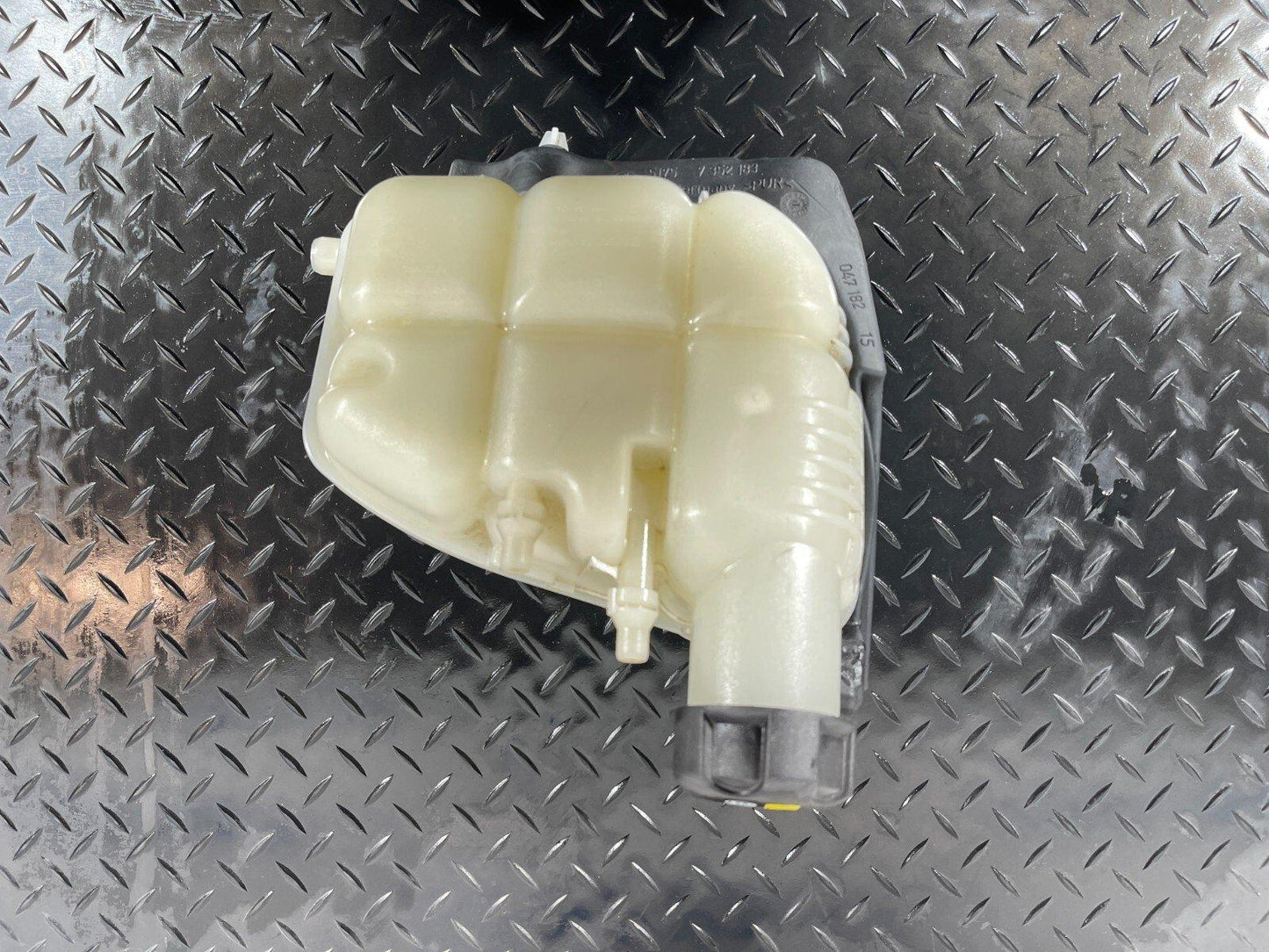 14-21 BMW 2 SERIES ACTIVE TOURER F45 216D WATER COOLANT EXPANSION TANK 7352183