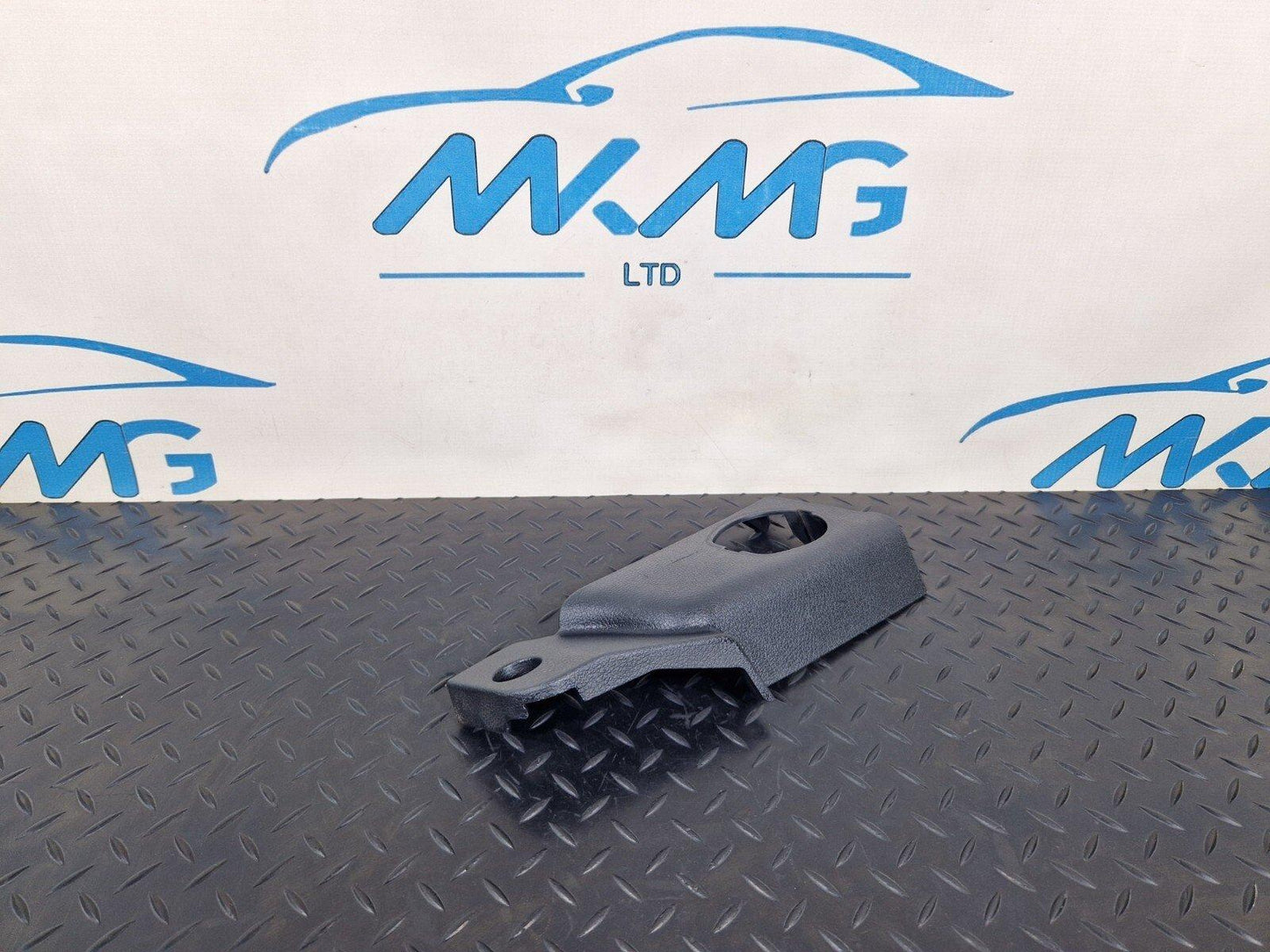 14-23 MERCEDES BENZ VITO W447 GENUINE REAR RIGHT INTERIOR PART A4476920903