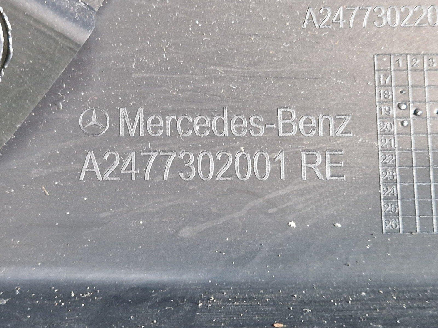19-ON MERCEDES BENZ B CLASS W247 RIGHT SIDE REAR DOOR CARD PANEL