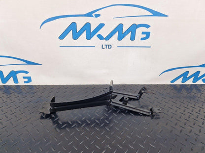 19-ON MERCEDES BENZ B CLASS W247 ABS PUMP MOUNT BRACKET SUPPORT A1774303400