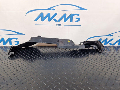 16-19 AUDI A4 B9 GENUINE RIGHT DRIVER SIDE WING PANEL SEAL 8W0821170