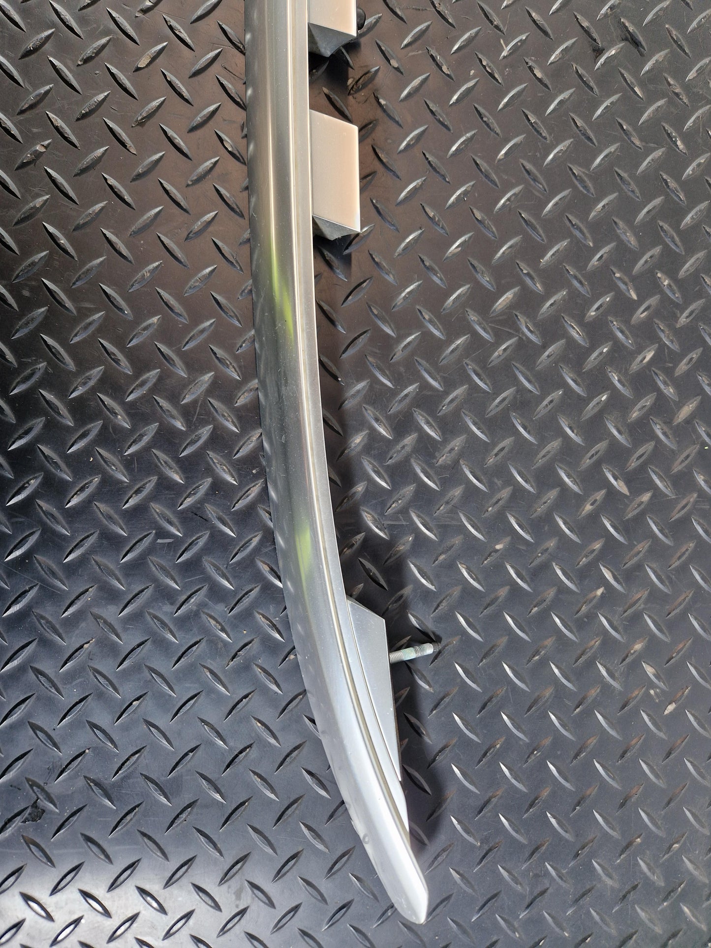 Audi A6 Allroad C7 ROOF RACK RAIL LEFT PASSENGER SIDE NEARSIDE 4G9860021C