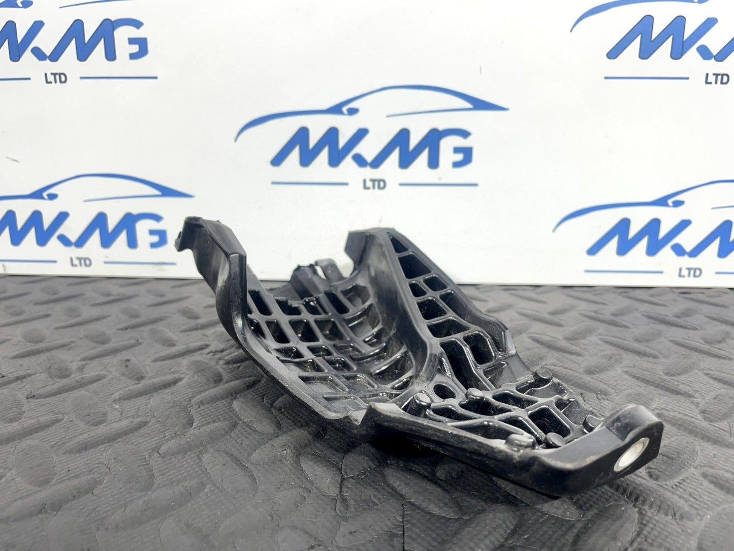 14-21 MERCEDES BENZ C300 W205 150KW HIGH V CABLE PROTECTIVE BOW A0005453886