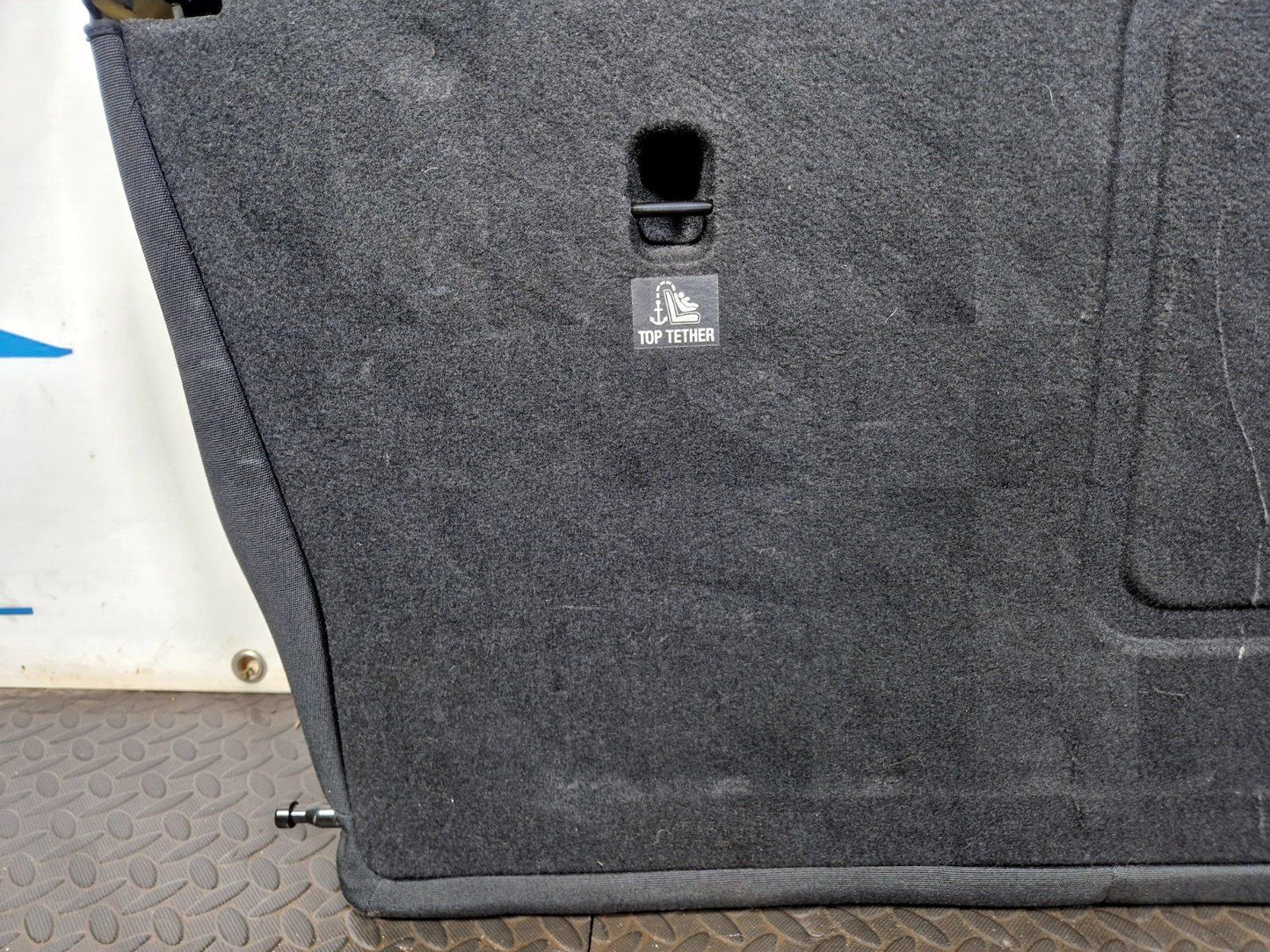 12-18 MERCEDES A CLA C117 W176 AMG REAR LEFT SIDE HALF LEATHER BACKREST SEAT