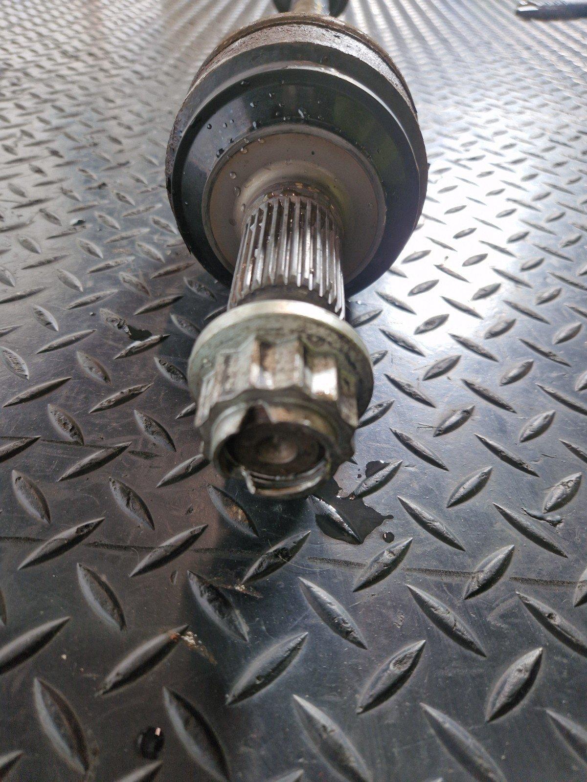 10-18 VW TOUAREG 7P 3.0 TDI V6 OEM REAR RIGHT OR LEFT SIDE DRIVESHAFT 7P0501201G