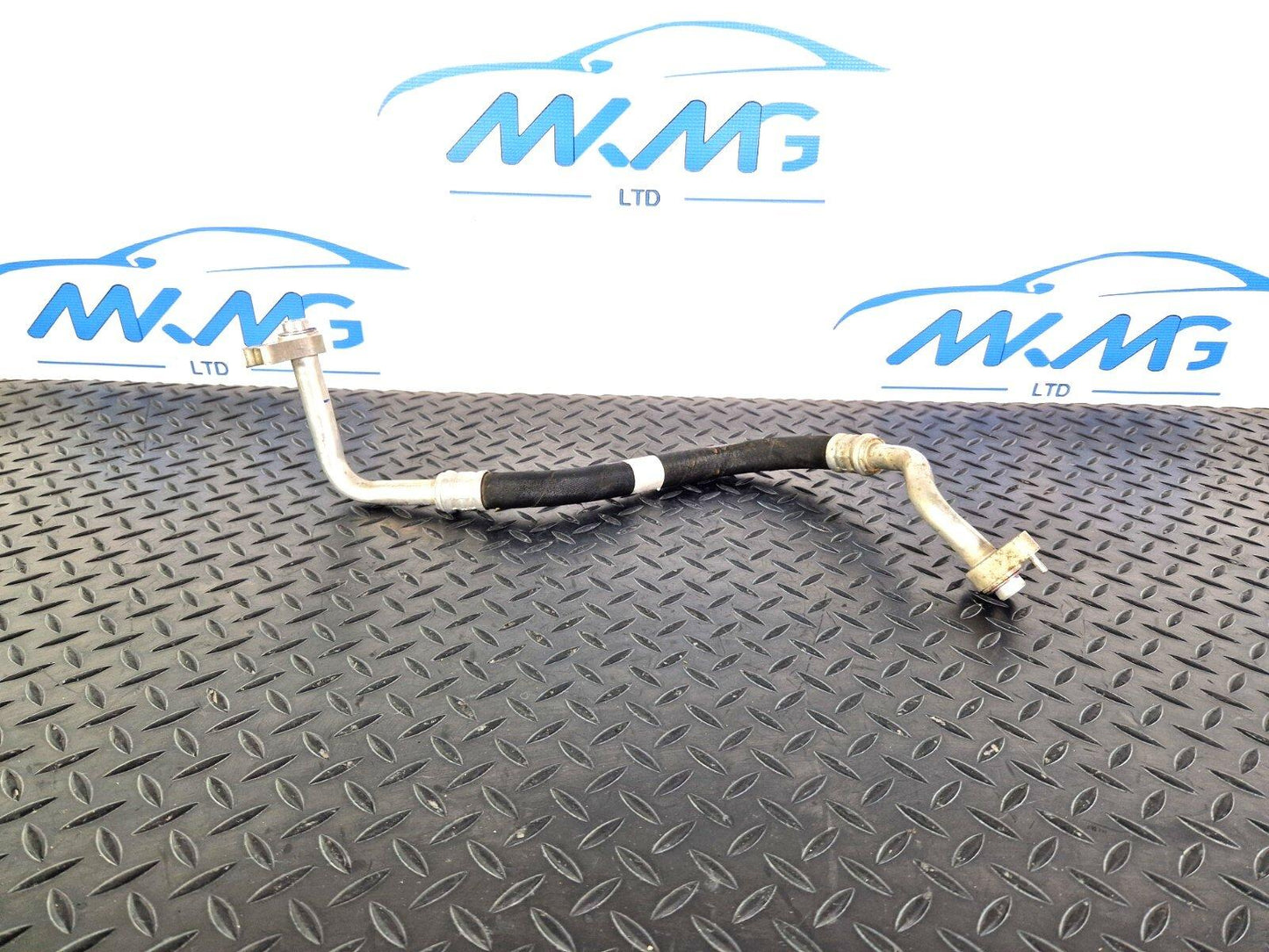 14-21 MERCEDES BENZ C200d W205 DIESEL A/C AIR CONDITIONING PIPE A2058307201
