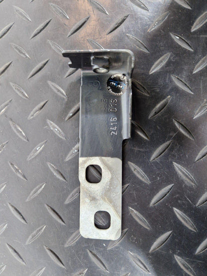 16-19 AUDI A4 AVANT B9 S-LINE GENUINE FRONT DRIVER SIDE WING BRACKET 8W0821434B
