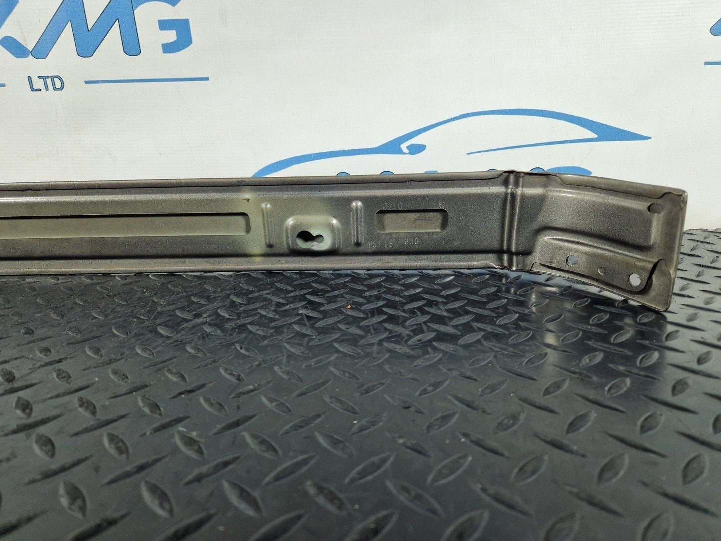 14-23 MERCEDES VITO W447 RIGHT SIDE SLIDING DOOR RUNNER COVER  A4476900170