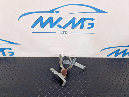 19-ON MERCEDES B CLASS W247 WATER PUMP HOLDER BRACKET A1775040300 A1775040200