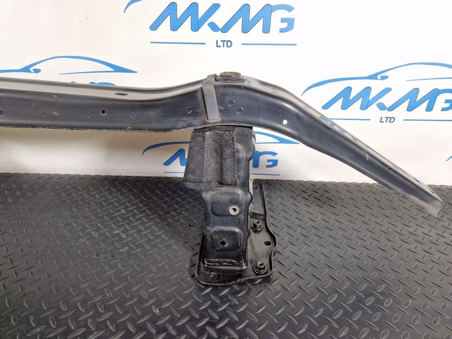 11-19 MERCEDES BENZ ML W166 GENUINE FRONT REINFORCEMENT CRASH BAR A1666204701