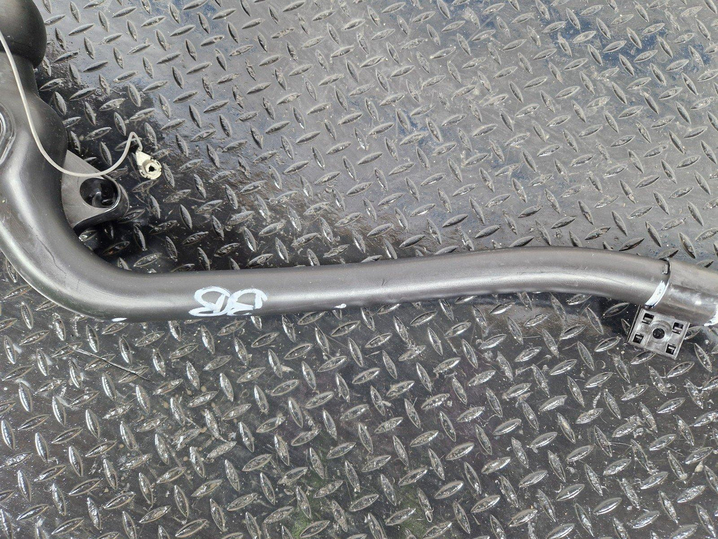 Mercedes-Benz    Unknown A1664710023