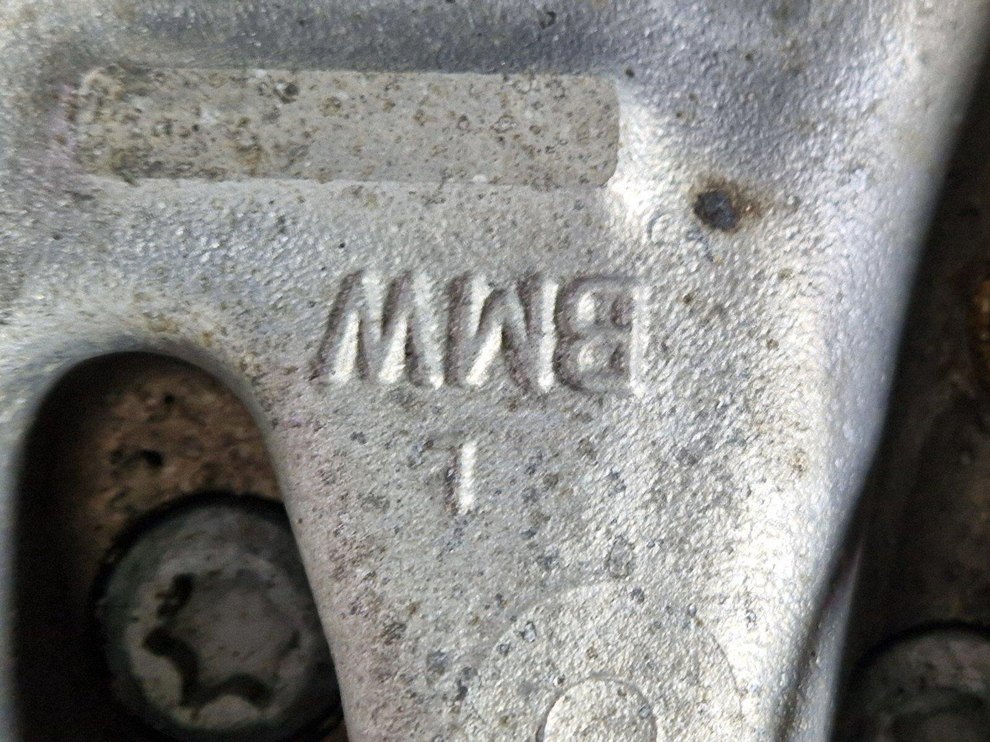 BMW    Unknown Part Type 18915910