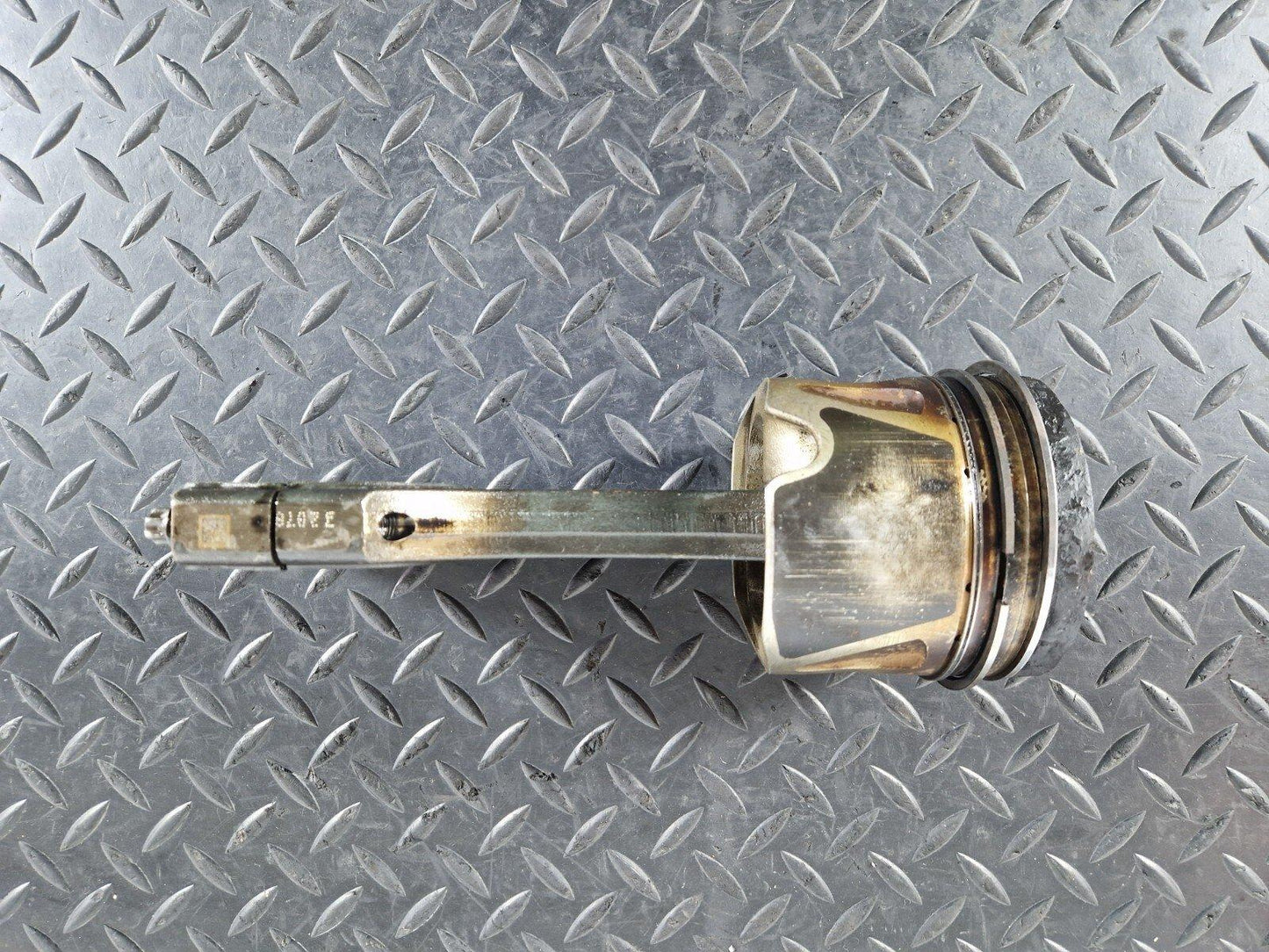 14-21 MERCEDES-BENZ C-CLASS C250D W205 DIESEL COMPLETE PISTON WITH CON ROD 65100