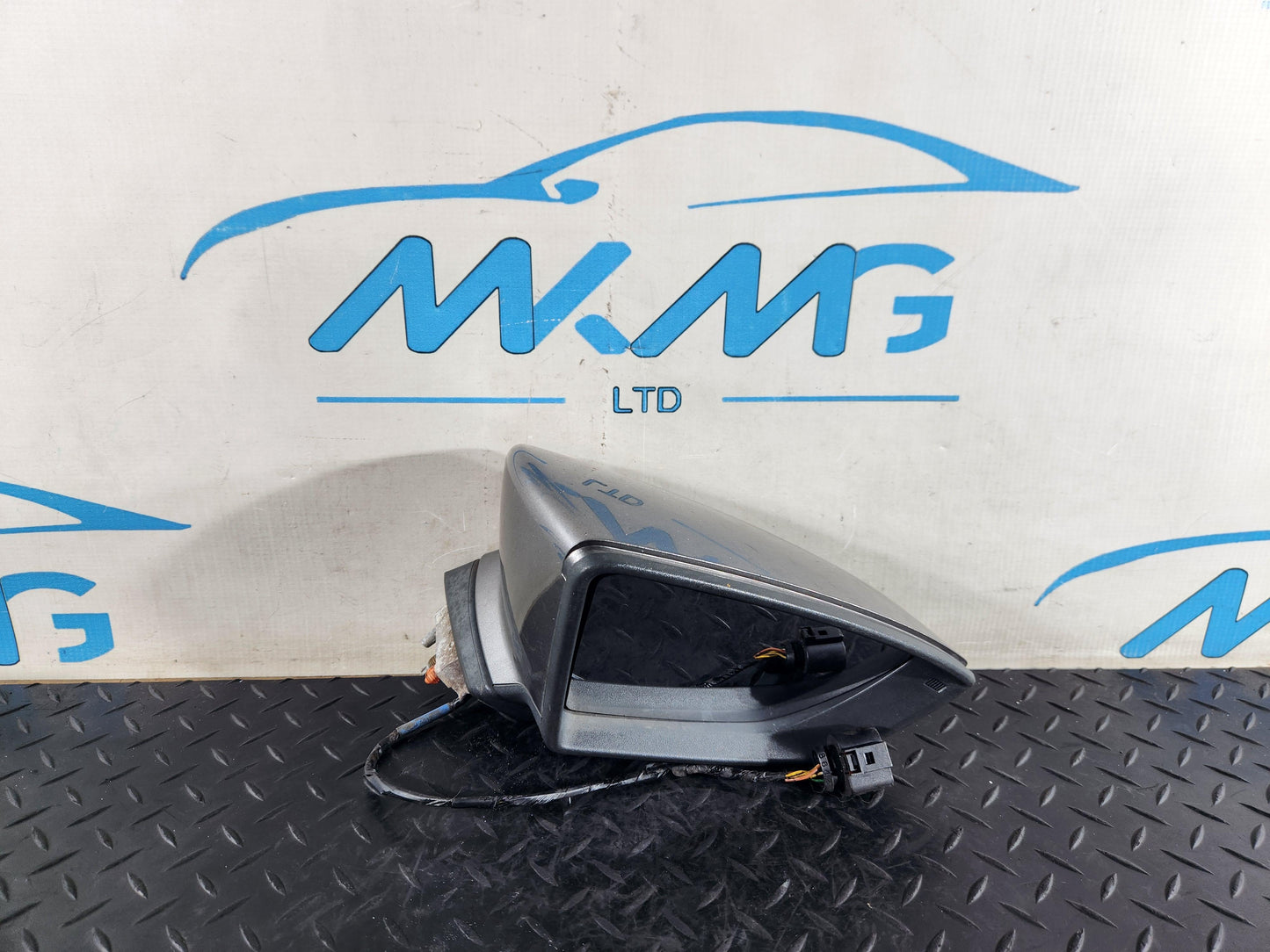 Seat Leon II 1P Hatchback Right Driver Side Door Mirror Genuine E9026684