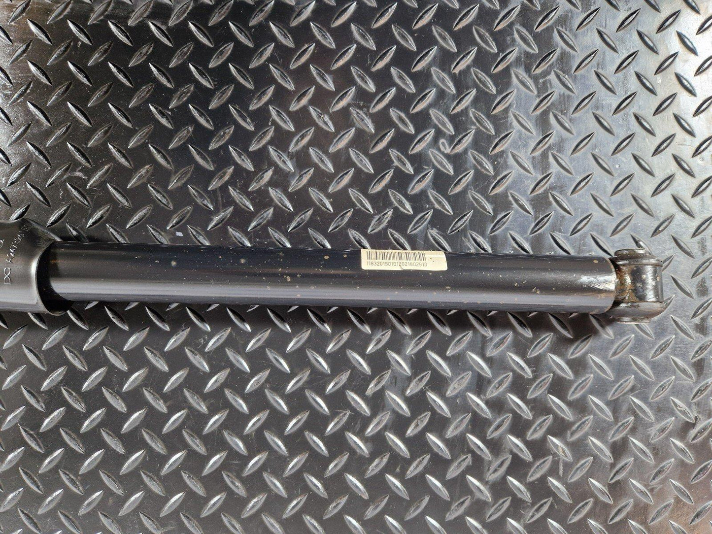 19-ON MERCEDES BENZ CLA C118 GENUINE REAR LEFT SHOCK ABSORBER A1183201501