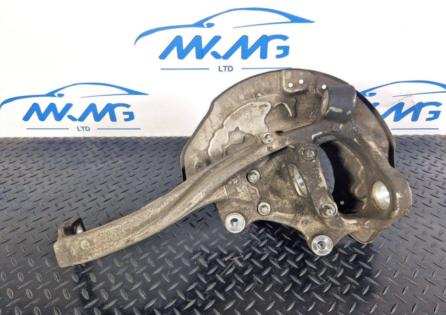 14-21 MERCEDES BENZ C CLASS W205 GENUINE WHEEL HUB BEARING FRONT LEFT A2052100