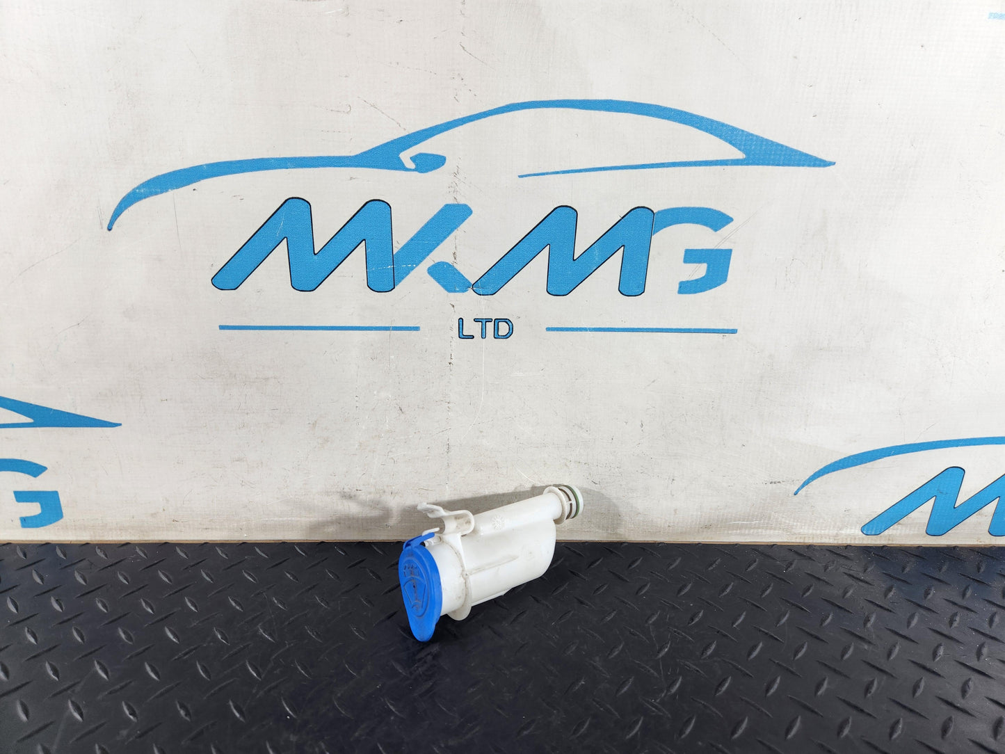 Land Rover Range Rover Evoque L551 Washer Fluid Tank Filler Neck K8D2-17C615-AA