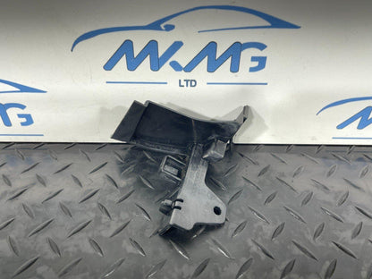 16-22 BMW X1 F48  FRONT DRIVER SIDE SKIRT BRACKET MOUNT 7332336