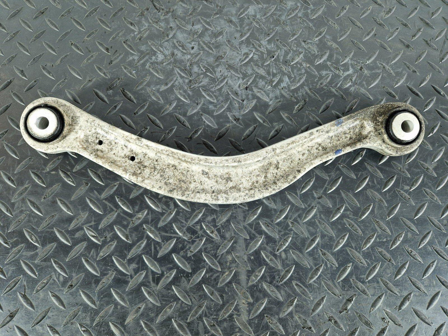 14-21 MERCEDES C CLASS W205 REAR RIGHT OR LEFT  SIDE CONTROL ARM LINK A20407