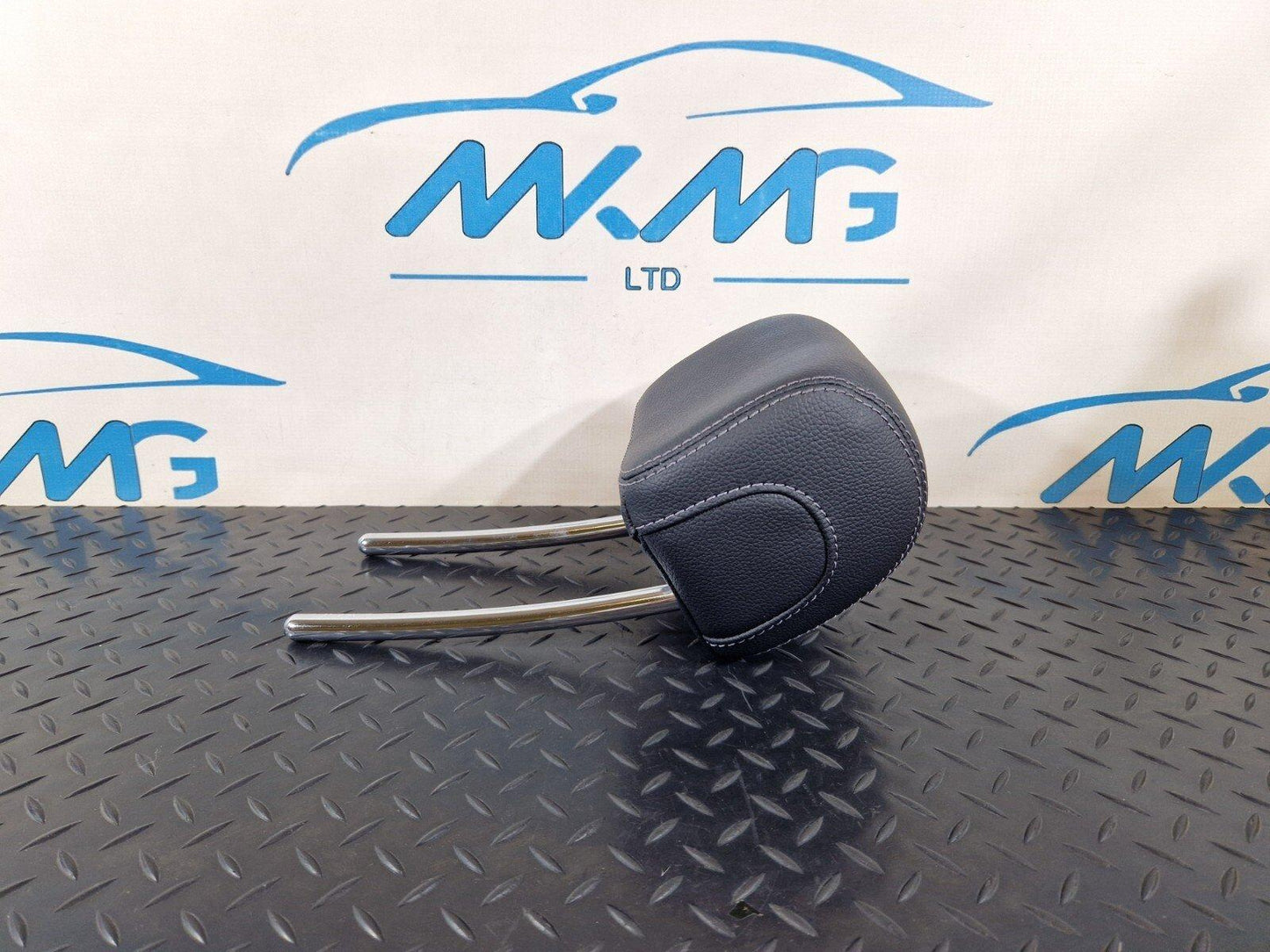 14-21 MERCEDES BENZ C300h W205 GENUINE SEAT HEADREST REAR LEFT RIGHT N/O/S