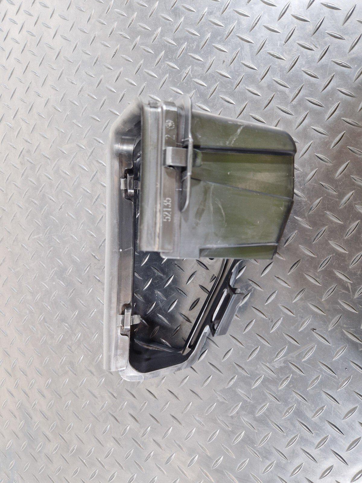18-ON MERCEDES BENZ A CLASS W177 OEM AIR INTAKE DUCT HOUSING COVER A1778306000