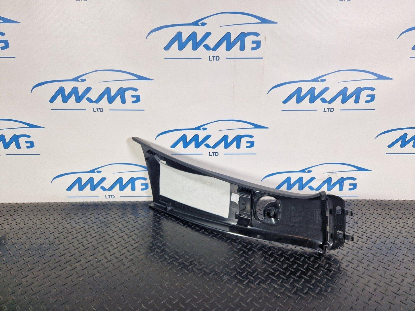 GENUINE MERCEDES A CLASS W177 PASSENGER SIDE TOP B PILLAR TRIM A1776900200