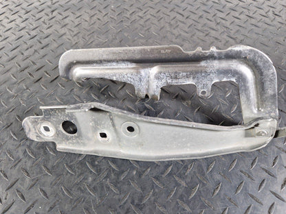 19-ON MERCEDES BENZ B CLASS W247 BONNET HINGE RIGHT DRIVER SIDE A2478800228