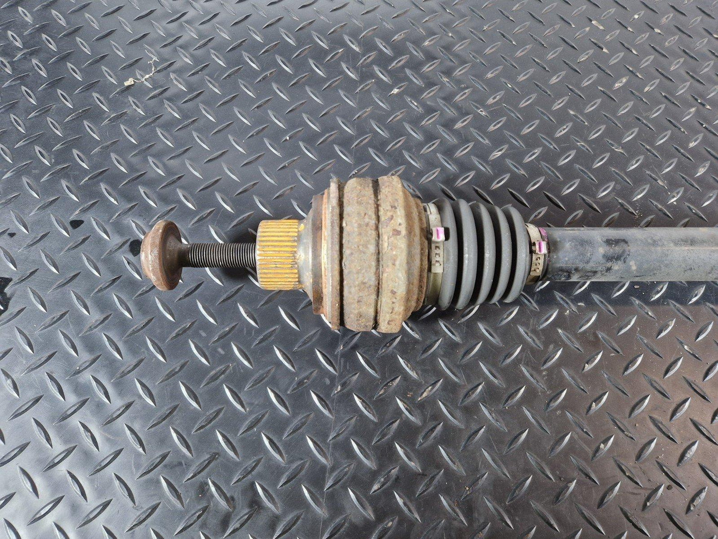 16-20 AUDI Q7 4M 3.0TDI V6 GENUINE REAR RIGHT OR LEFT SIDE DRIVESHAFT 4M0501203D
