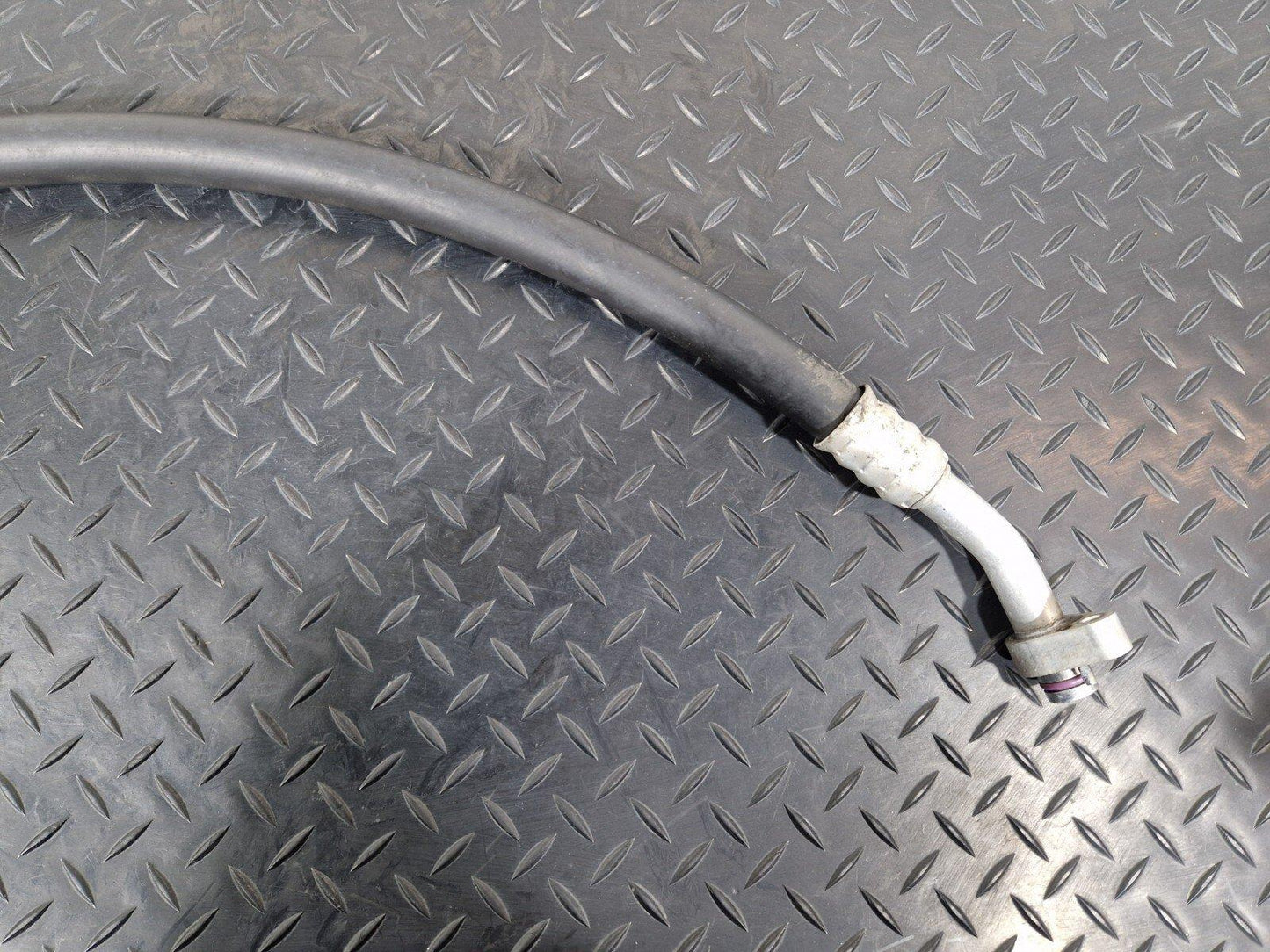 16-19 AUDI A4 AVANT B9 S-LINE AIR CONDITIONING AC PIPE HOSE LINE 8W0816743D