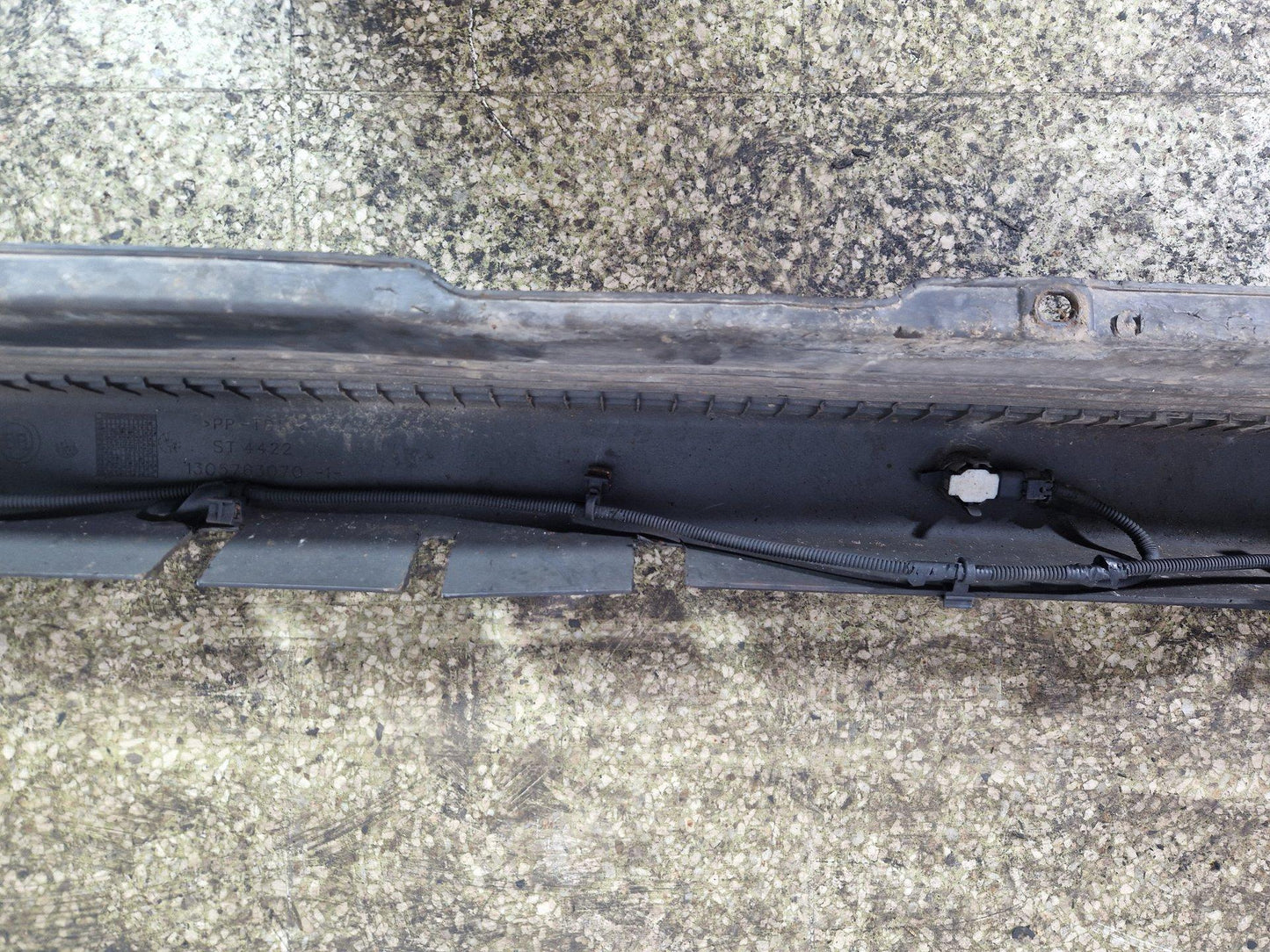 Peugeot Boxer Genuine Rear Bumper Centre Cover 1305763070