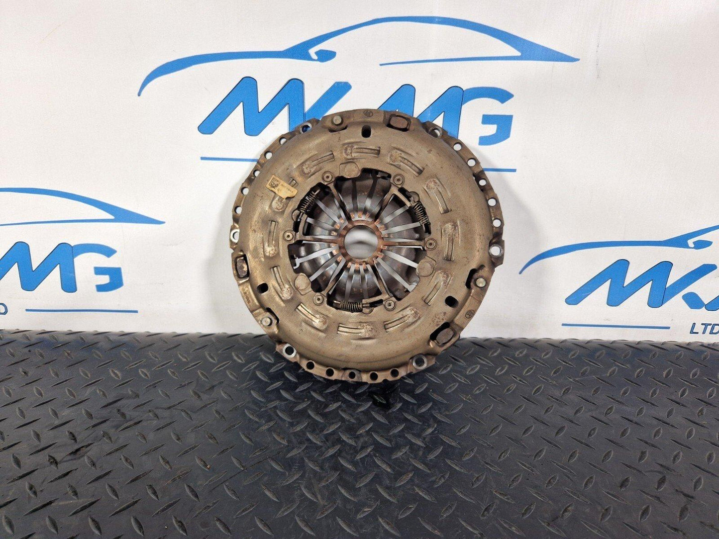 14-21 BMW 2 SERIES GRAN TOURER F45 F46 CLUTCH PRESSURE PLATE 8671944