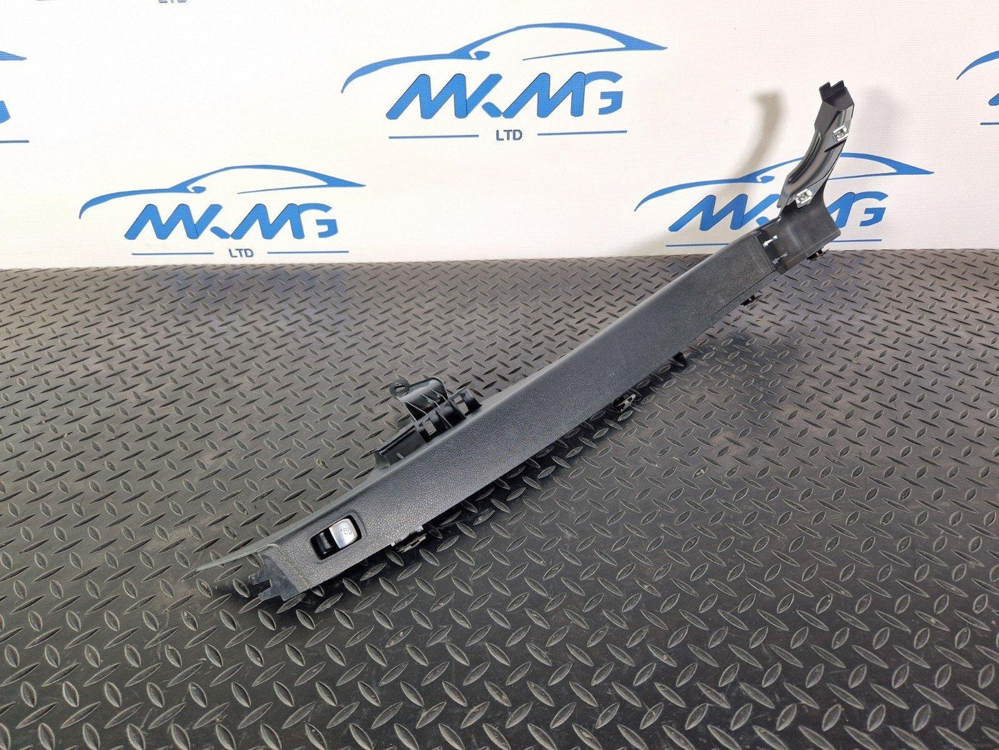14-21 MERCEDES BENZ C220d W205 REAR RIGHT INNER ARCH TRIM A2056903705