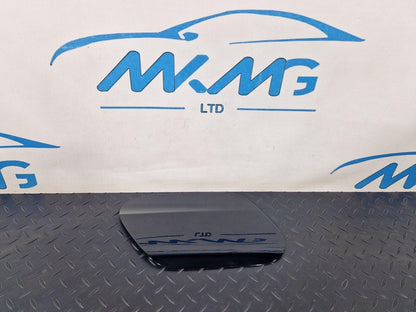 20-24 BMW 1 SERIES F40 FUEL TANK FILLER FLAP COVER IN JET BLACK 7454413