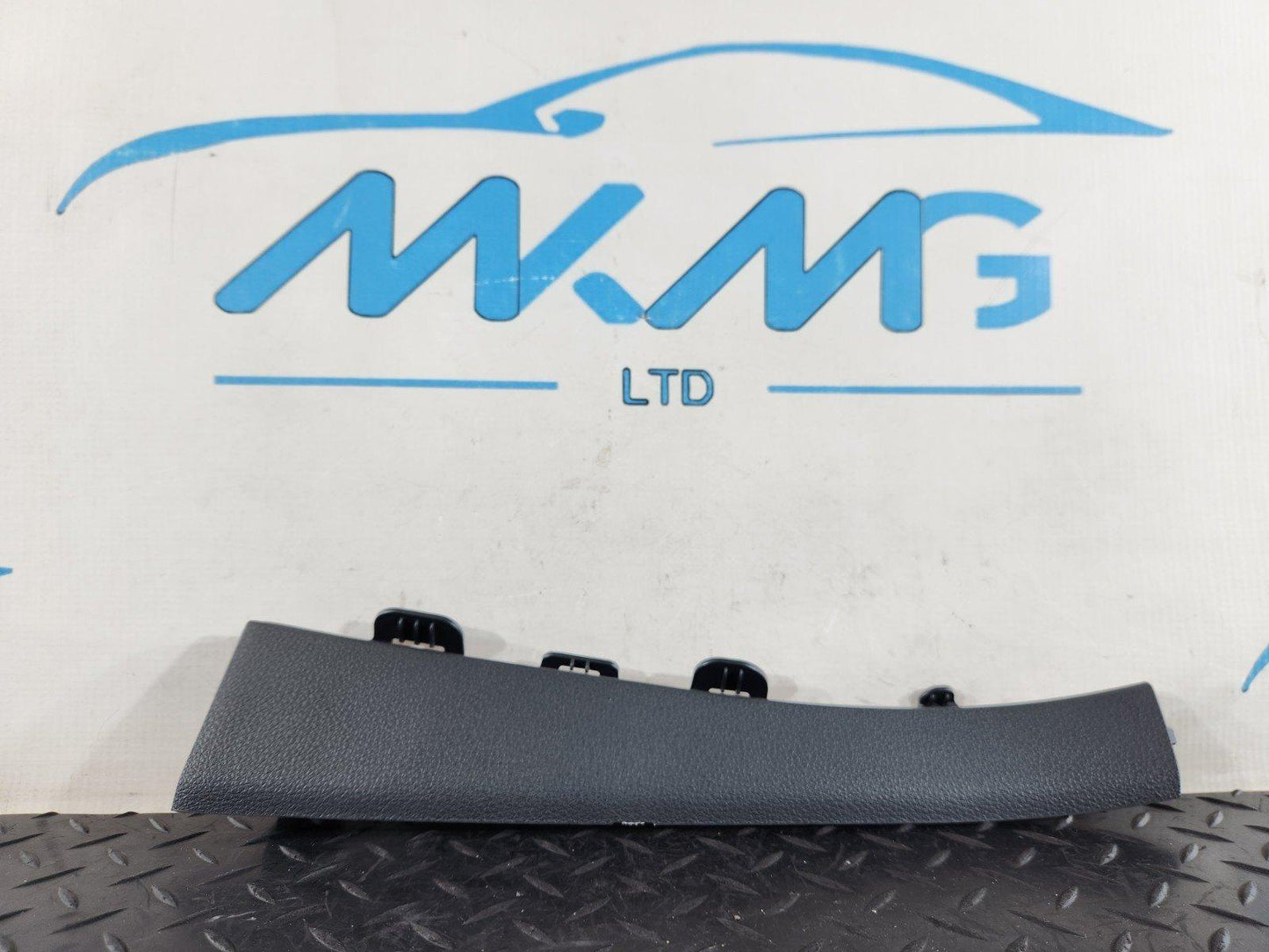 16-20 AUDI Q7 4M GENUINE FRONT RIGHT O/S DASHBOARD SIDE END TRIM COVER 4M0868204