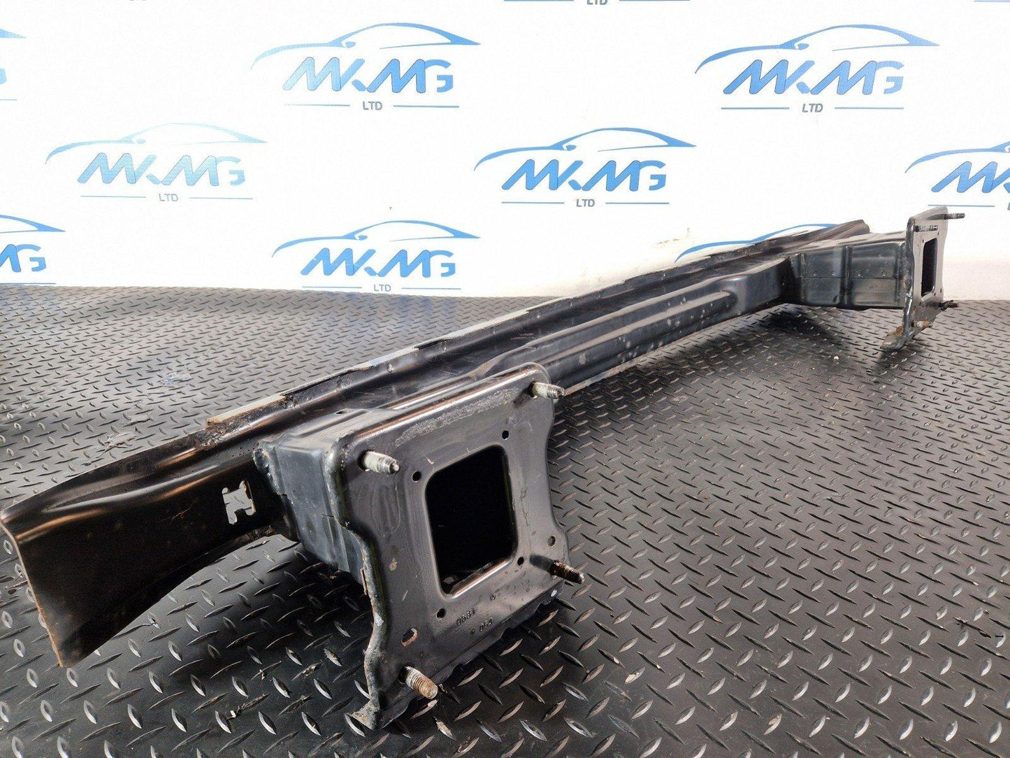 11-19 MERCEDES BENZ ML W166 REAR REINFORCEMENT CEASH BAR A1666100014
