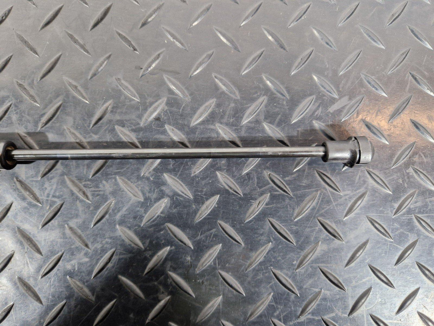 12-18 AUDI A6 C7 REAR TAILGATE BOOT LID GAS STRUT FITS LEFT & RIGHT 4G5827919
