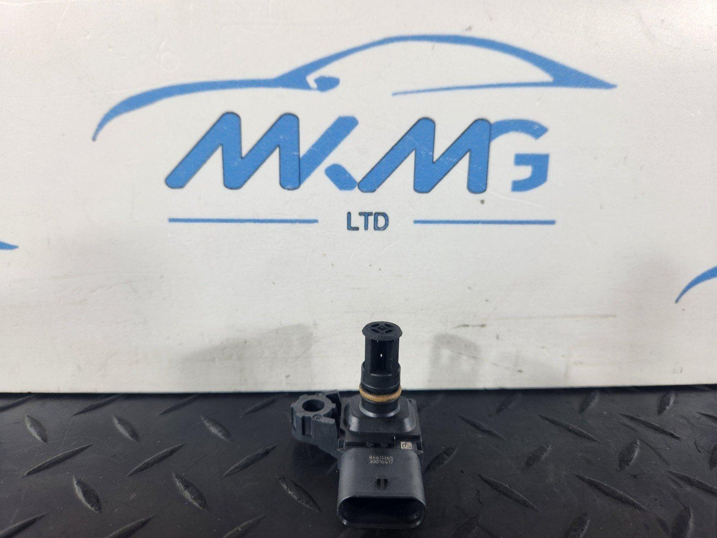 19-ON RANGE ROVER EVOQUE L551 AIR TEMPERATURE SENSOR M4D312B676AA