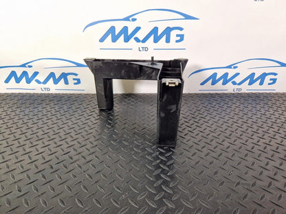 18-ON MERCEDES BENZ A CLASS W177 GENUINE MOUNT BRACKET A1776827500