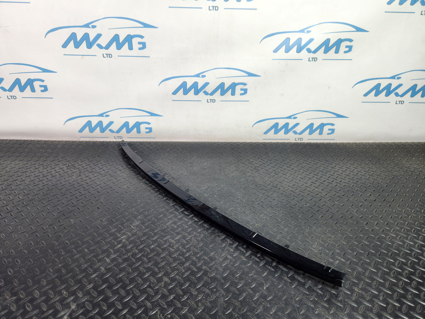 Land Rover Range Rover Evoque L551 SUV Rear Bumper Centre Trim K8D2-17775-AB