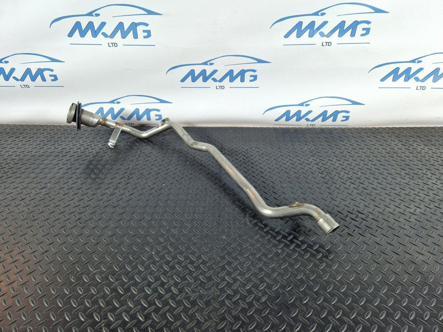 14-20 MERCEDES GLA X156 GENUINE DIESEL FUEL FILLER NECK PIPE HOSE A2464701220