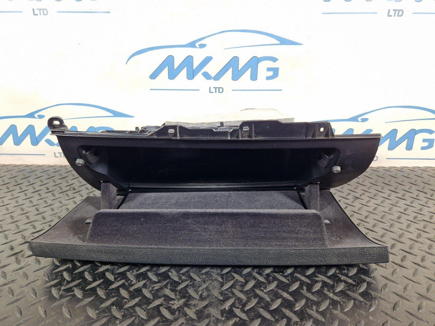 BMW 1 SERIES GENUINE GLOVE BOX STORAGE COMPARTMENT 922725006