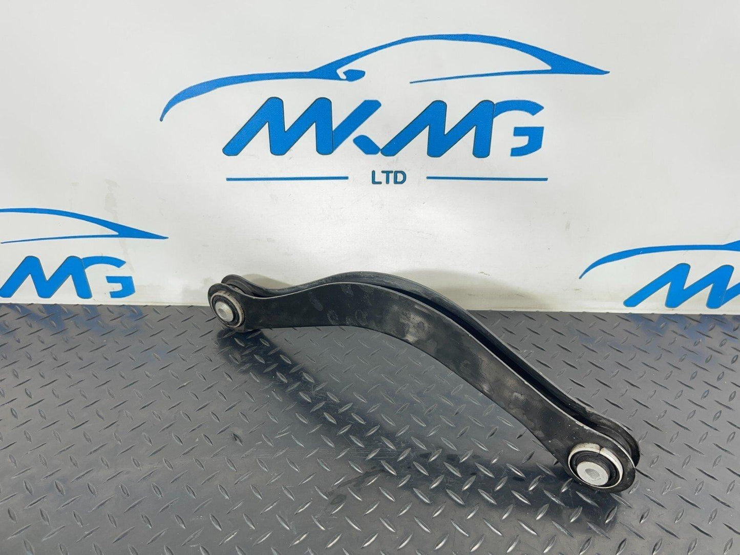 16-19 AUDI A4 B9 S-LINE QUATTRO WISHBONE UPPER CONTROL ARM REAR LEFT 8W0505371E