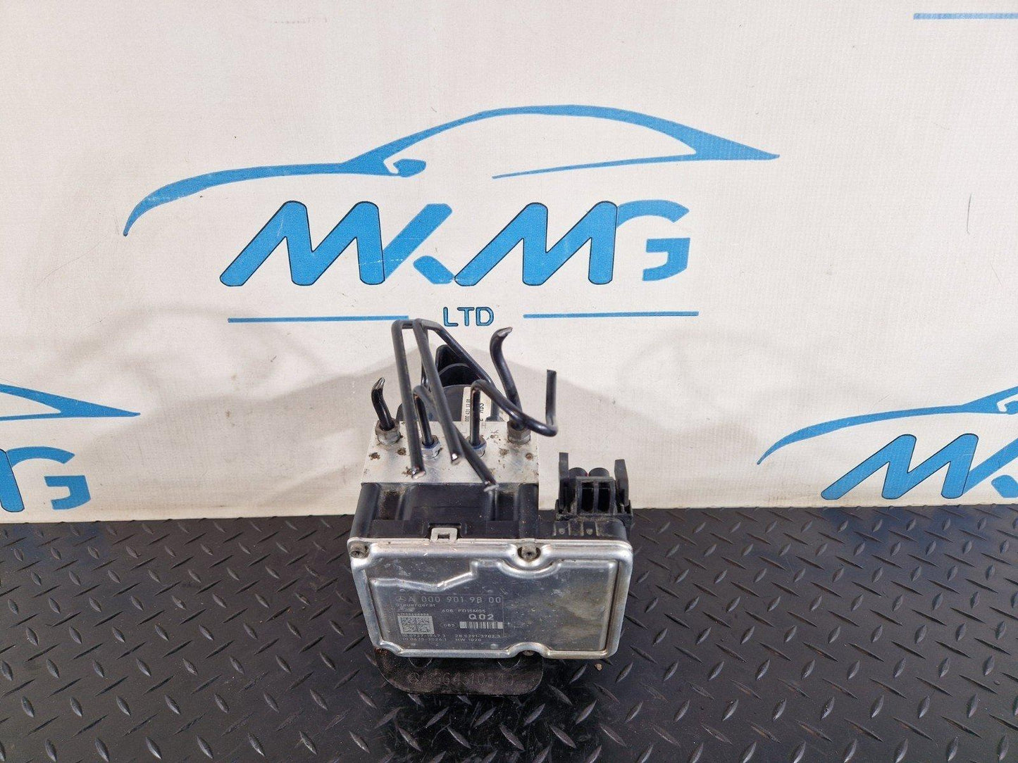 16-19 MERCEDES BENZ GLE W166 GENUINE ABS PUMP A0009019800